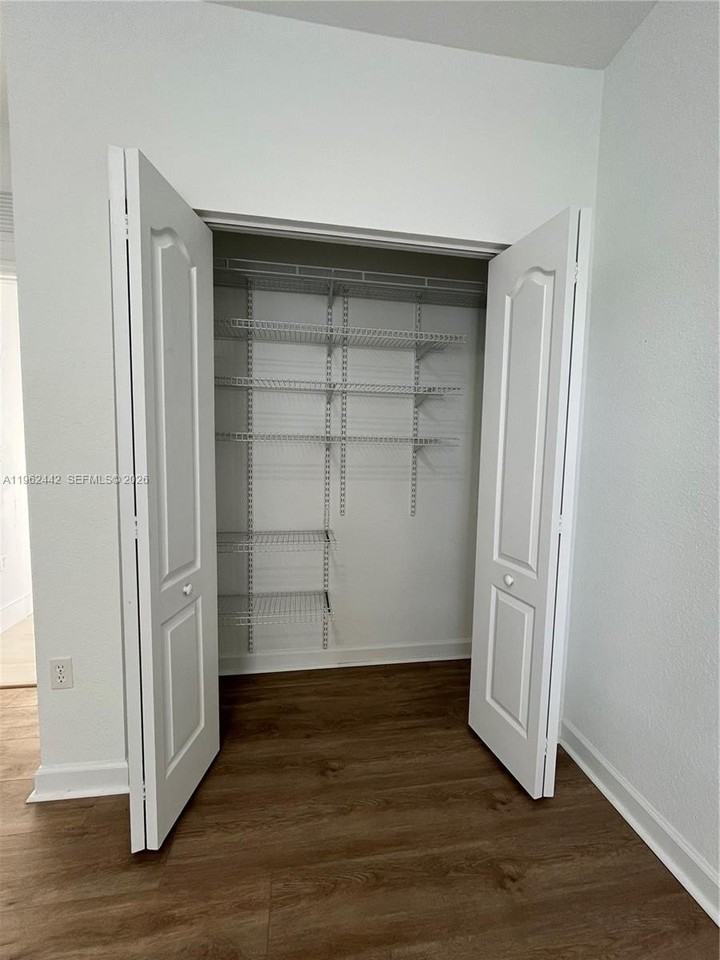 238 Ne 31st Ave - Photo 7 of 7