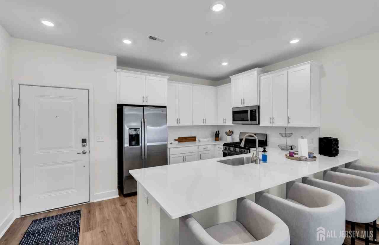 30102 Radford Court - Photo 4 of 13