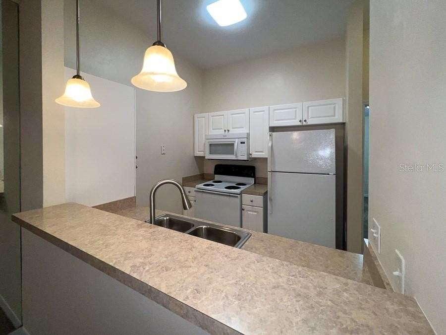 4004 Sw 26th Dr #33 - Photo 6 of 13