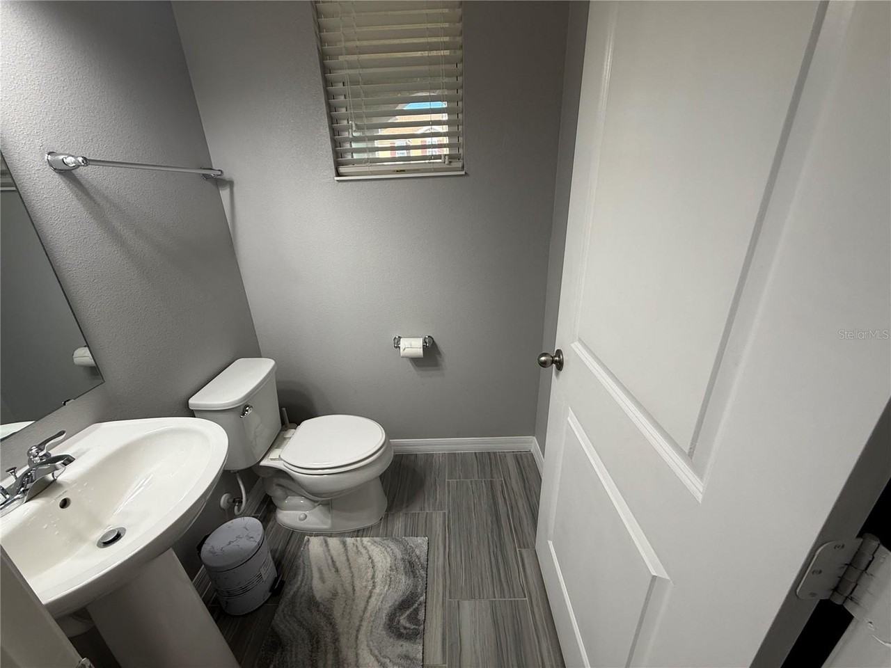 5151 Adelaide Dr - Photo 5 of 28