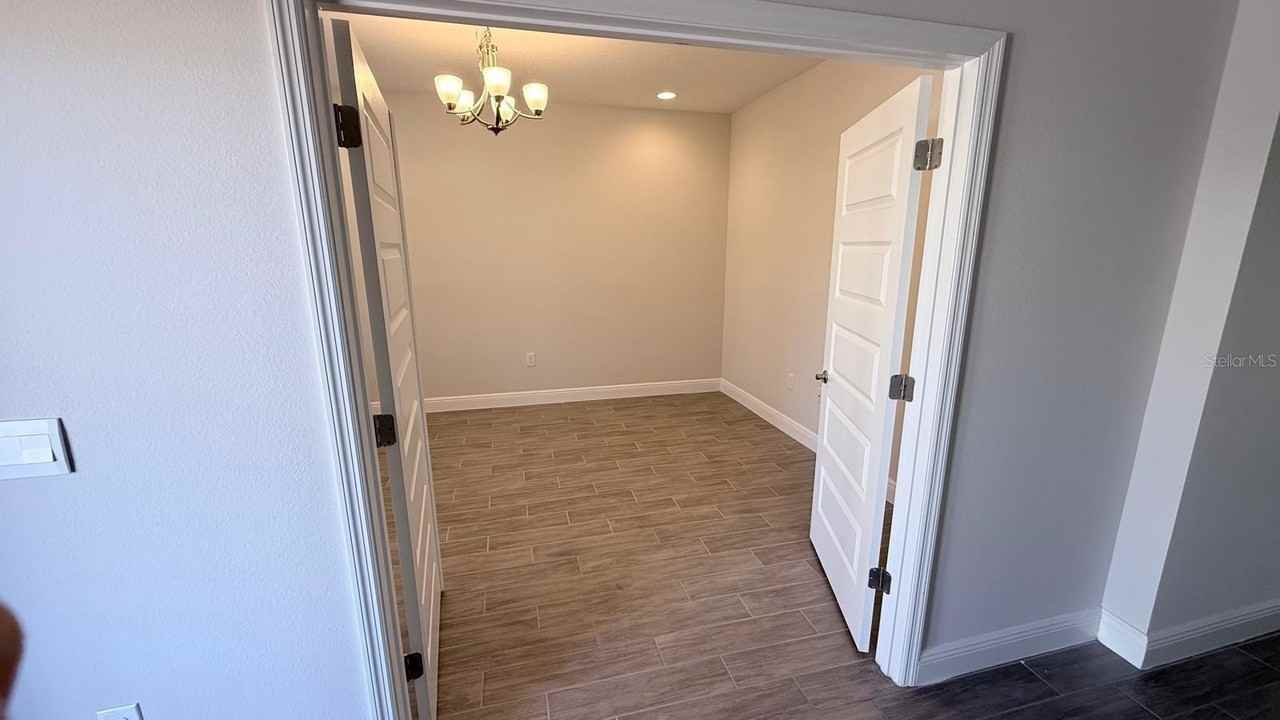 17834 Adrift Rd - Photo 3 of 35