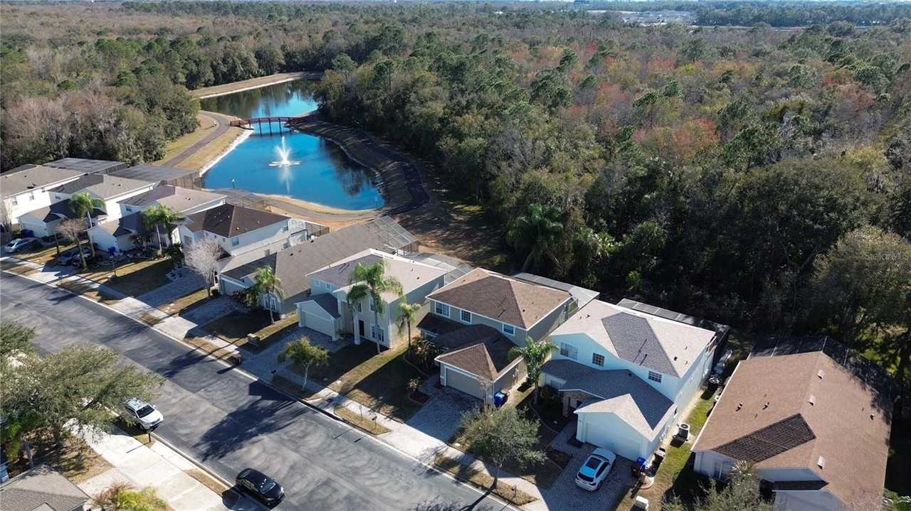 4608 Cumbrian Lakes Dr - Photo 2 of 50