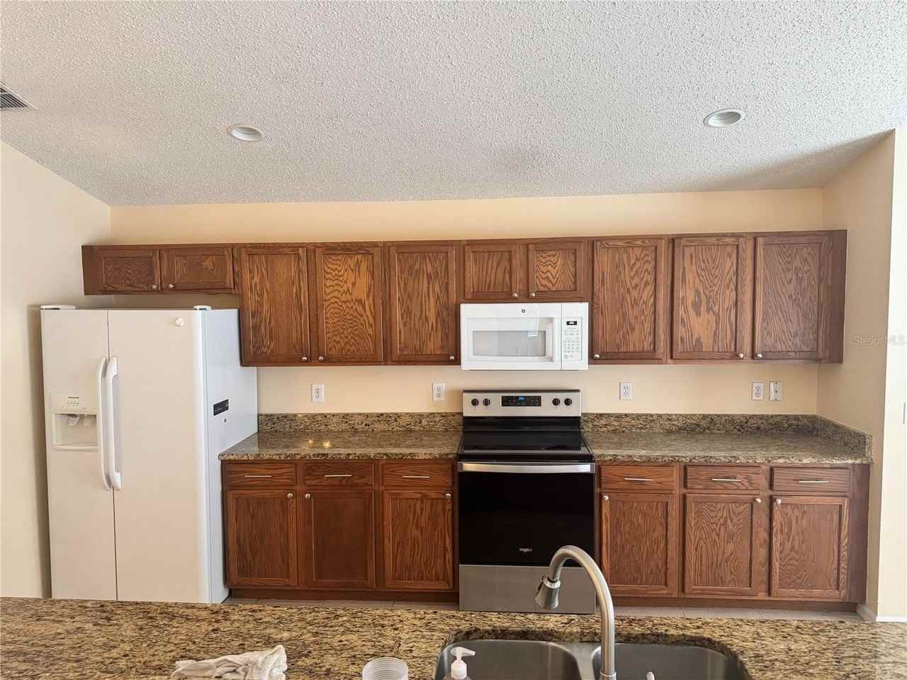 106 Delancey Dr - Photo 5 of 10