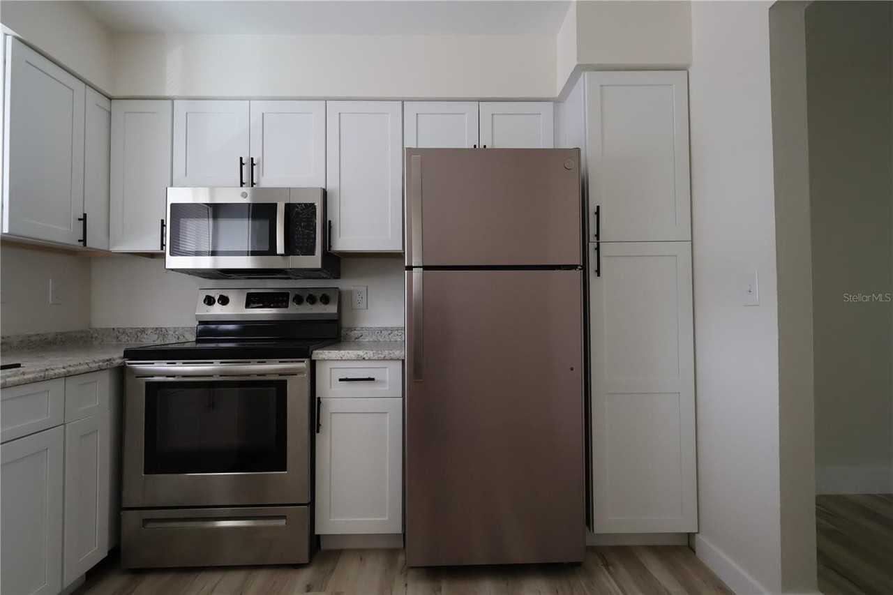 4213 S Semoran Blvd #9 - Photo 7 of 13