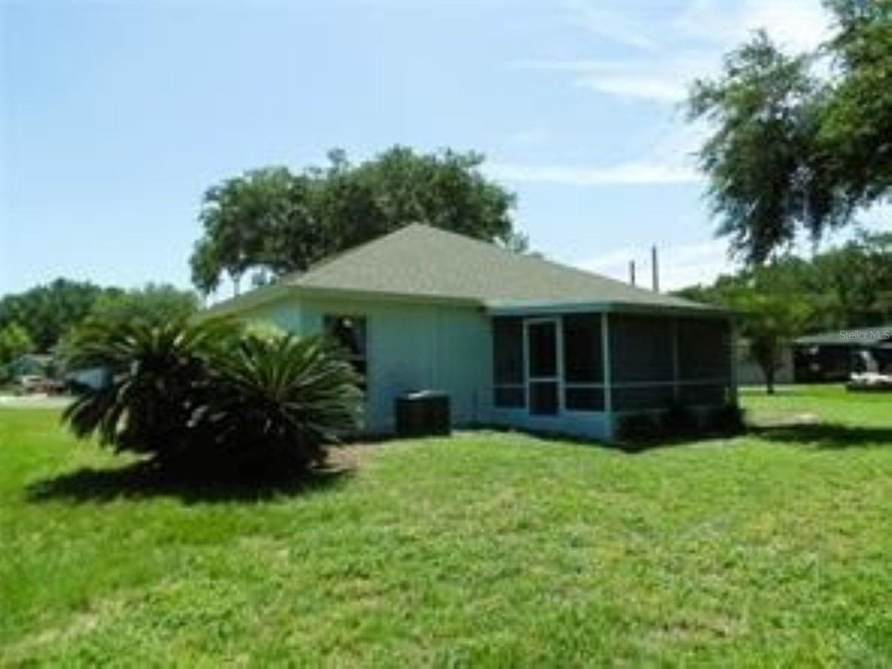 1802 Durkee Pl - Photo 3 of 16