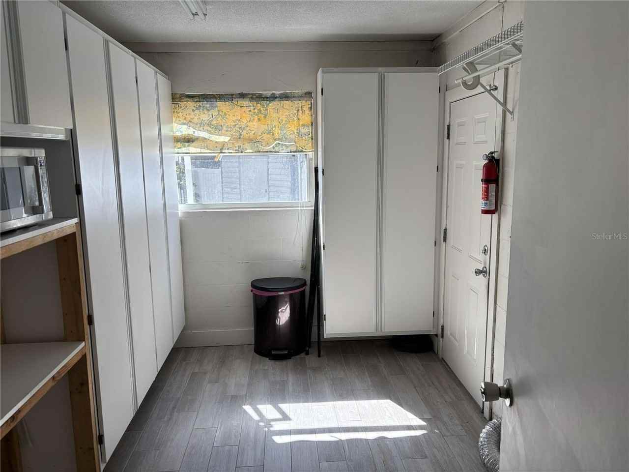 6106 Lawncrest Pl - Photo 5 of 13