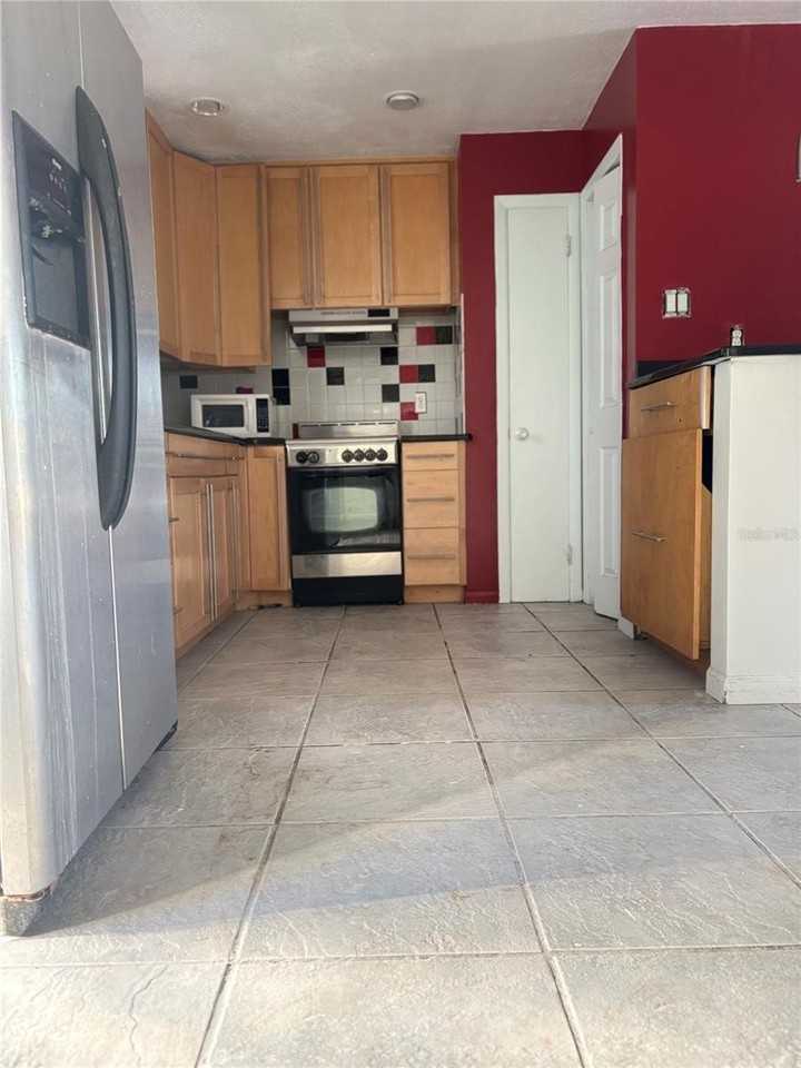 4006 W Land Ave - Photo 4 of 42