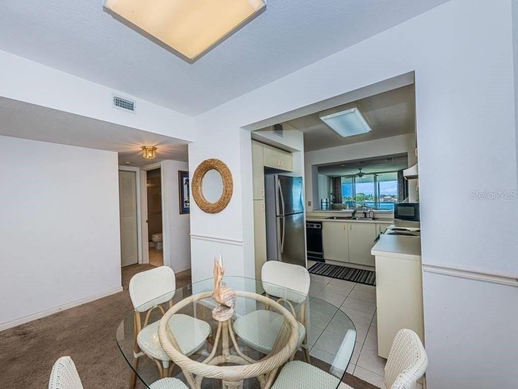 6001 Bahia Del Mar Cir #527 - Photo 7 of 26