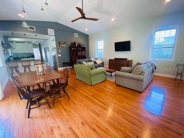 2527 4th Ave N - Photo 4 of 23