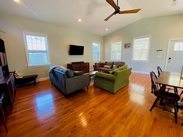 2527 4th Ave N - Photo 7 of 23