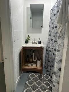 9301 N 16th St - Photo 3 of 8