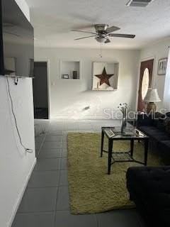 9301 N 16th St - Photo 4 of 8