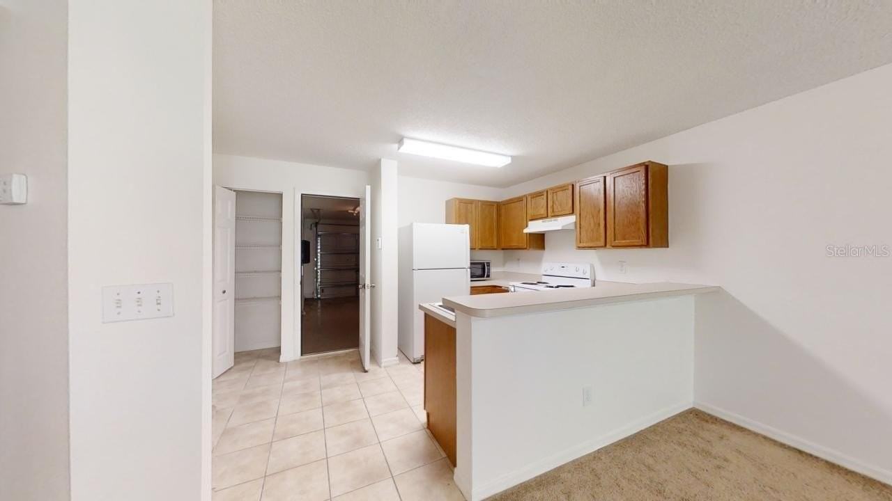 4121 Winding River Way - Photo 5 of 24