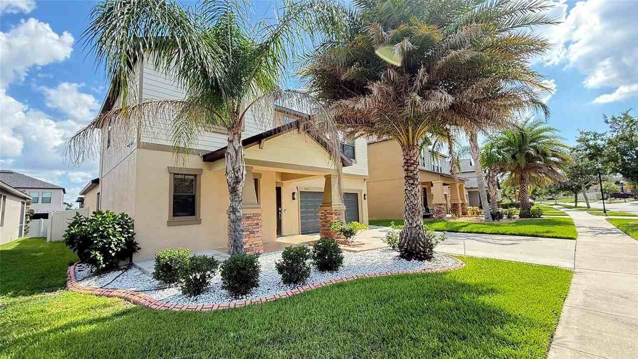 11017 Purple Martin Blvd - Photo 3 of 46