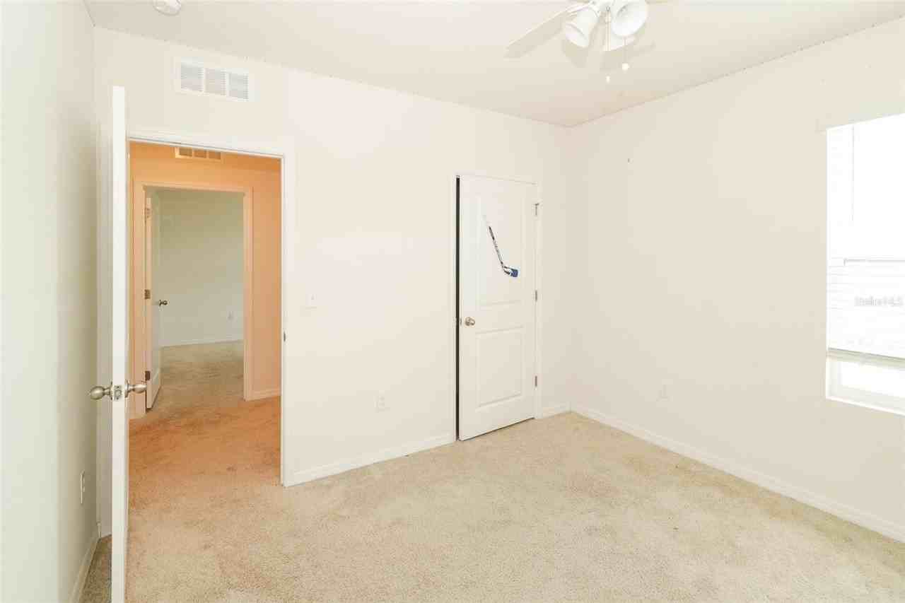 16200 Silent Sands Ln - Photo 7 of 39