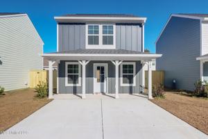 featured image of Waterford Cir