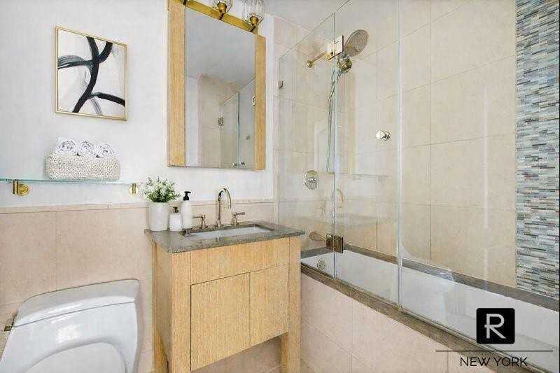 350 W 42nd St #25L - Photo 7 of 7