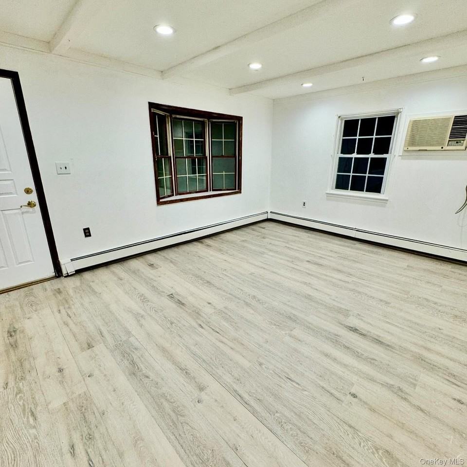 11 Bluespruce Rd - Photo 4 of 10