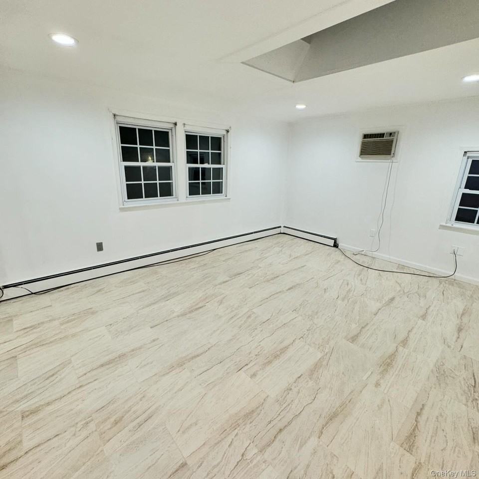 11 Bluespruce Rd - Photo 7 of 10