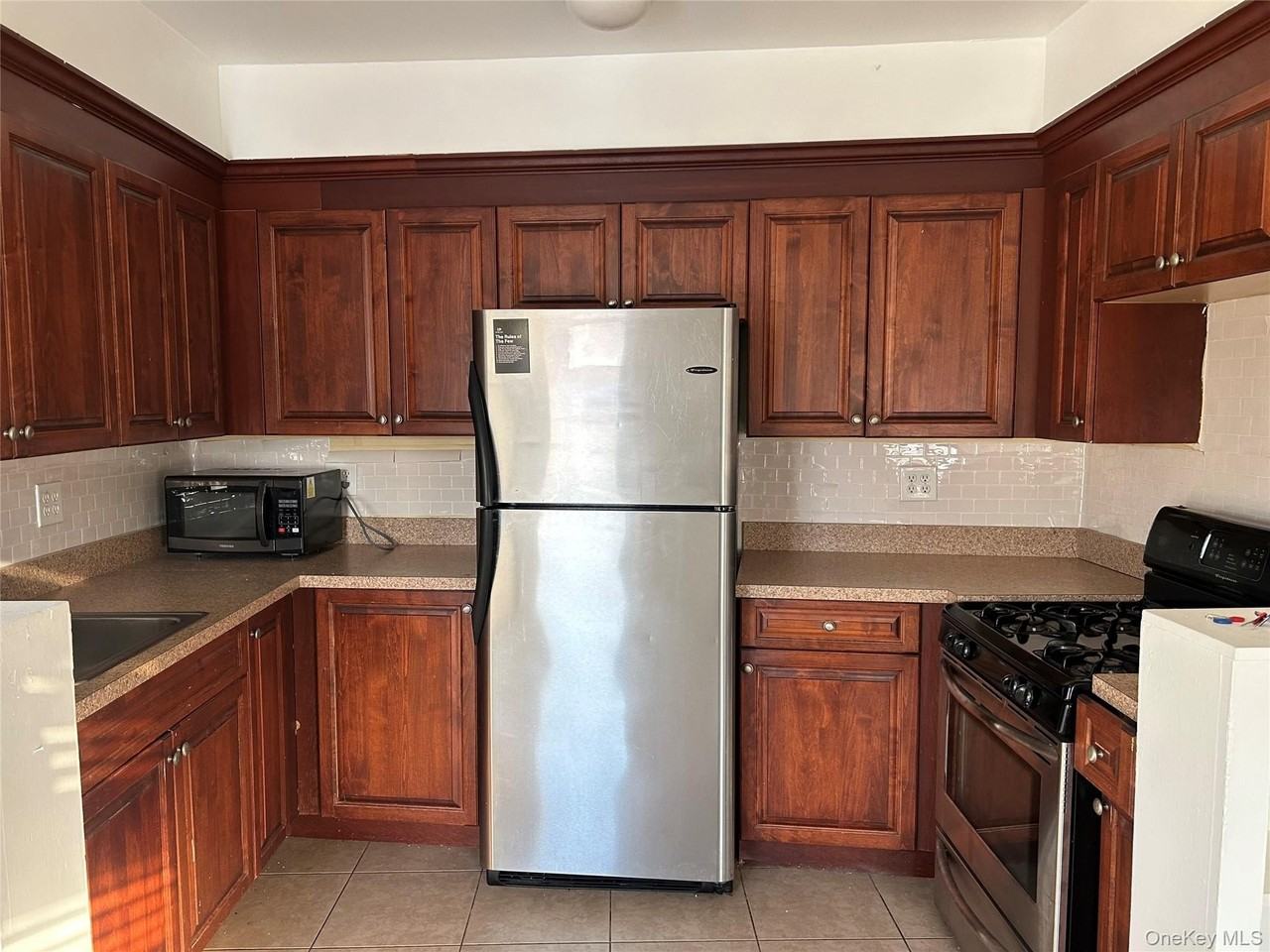 126 Deer Park Ave Unit 3 #3 - Photo 3 of 13