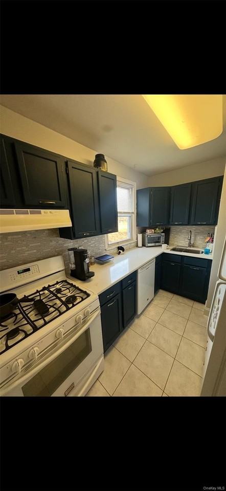 46 Winchester Ave Apt 1c #1C - Photo 2 of 6