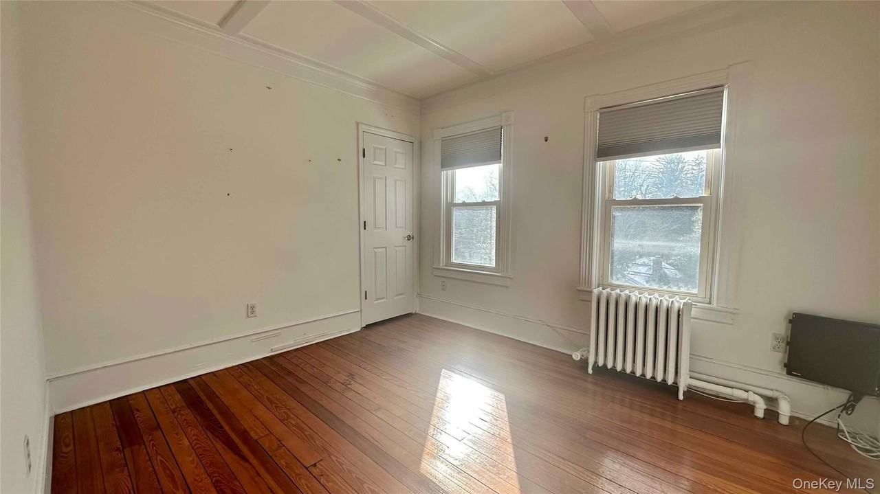 55 Davis St Unit 2 #2 - Photo 4 of 11