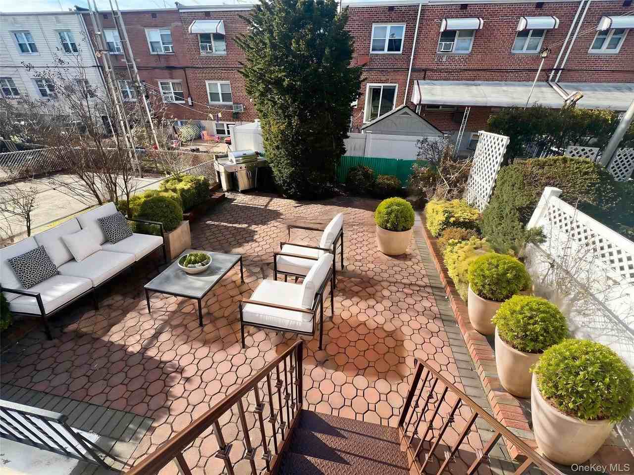 6160 69th Ln Unit 1 #1 - Photo 3 of 10