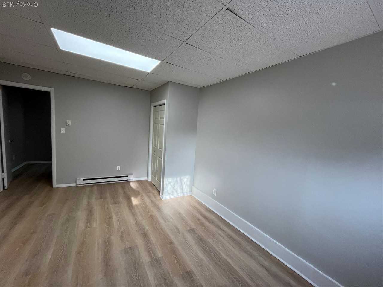 201 Main St Apt 5 #5 - Photo 7 of 14