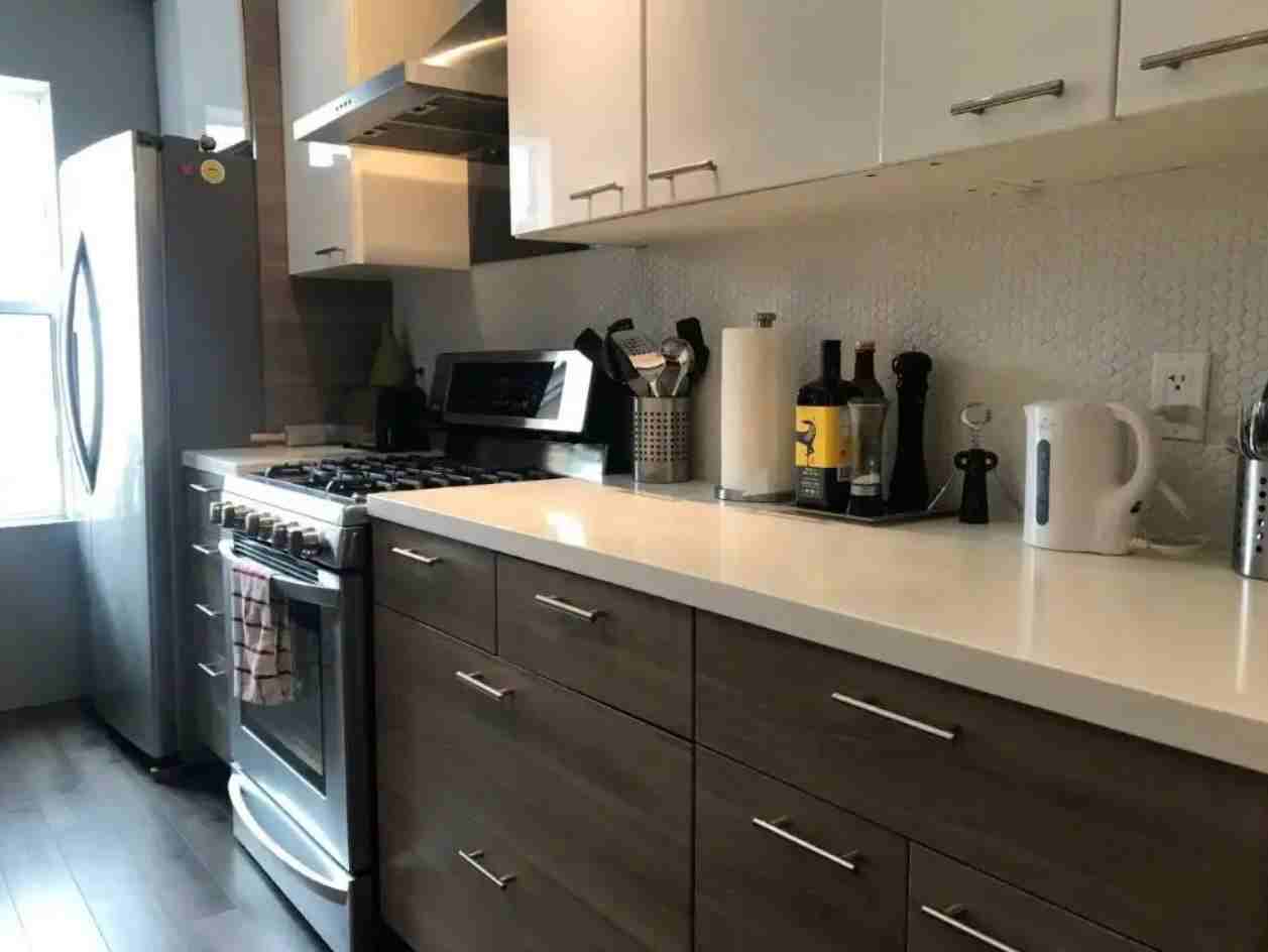 47 Hounslow Heath Road - Photo 4 of 13