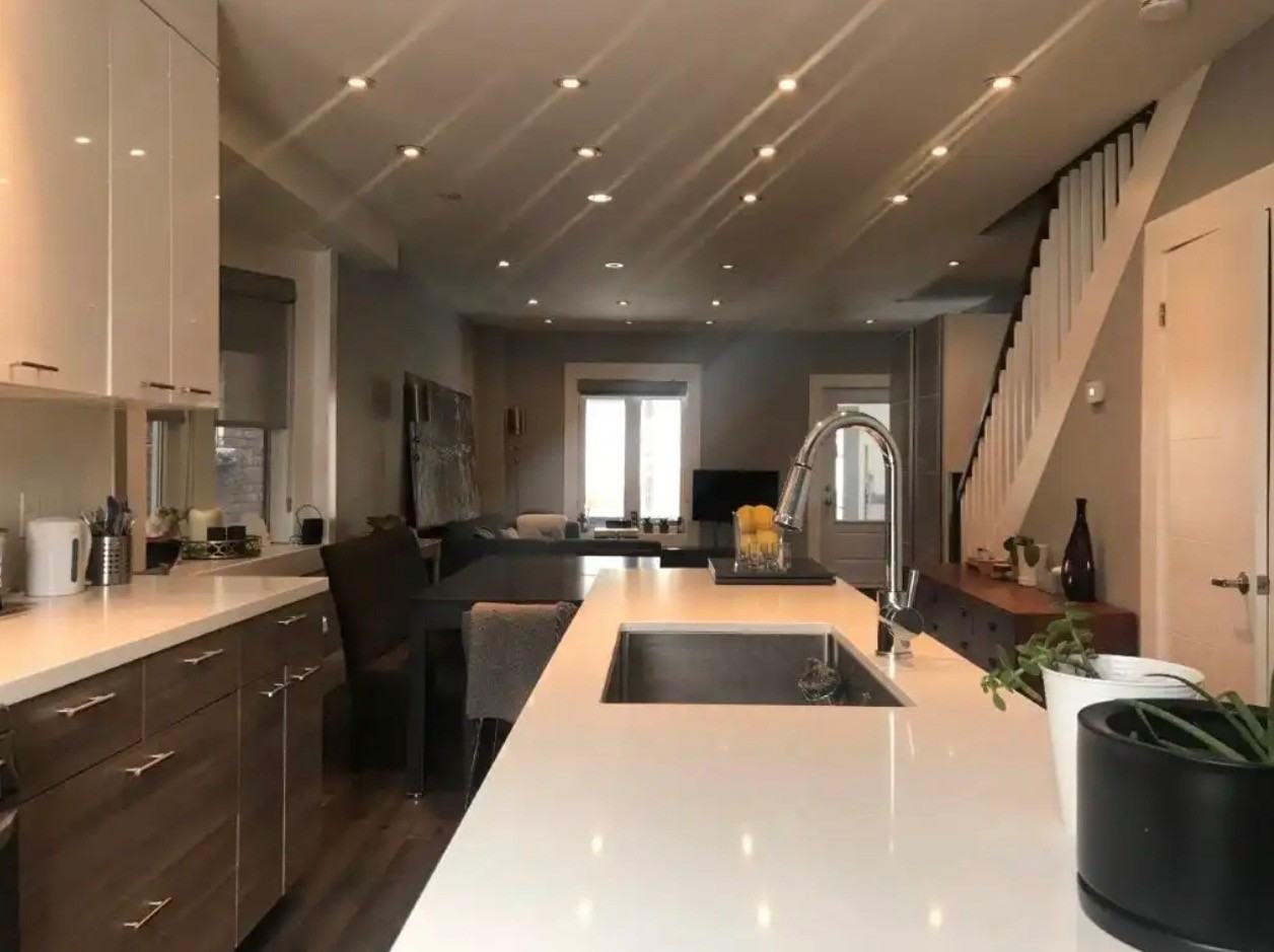 47 Hounslow Heath Road - Photo 6 of 13