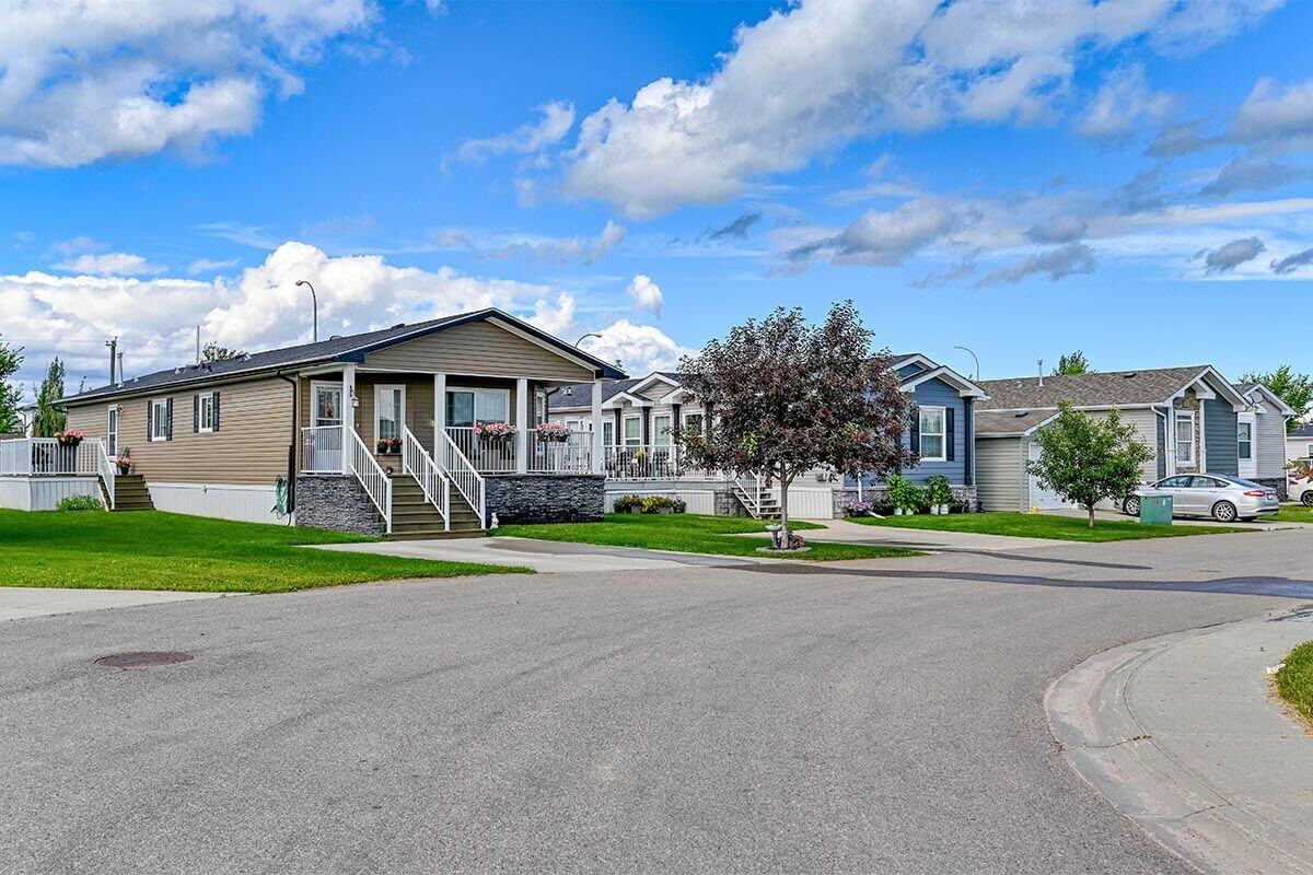 Fontaine Village - Photo 3 of 4