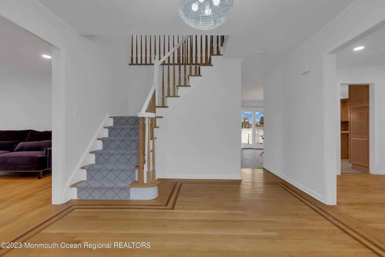 65 Fulton Ave - Photo 3 of 35