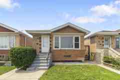 7216 S Central Park Ave - Photo 1 of 1