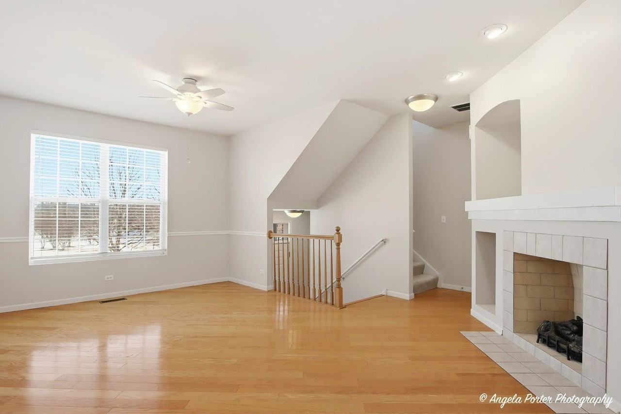 228 Station Park Cir - Photo 4 of 26