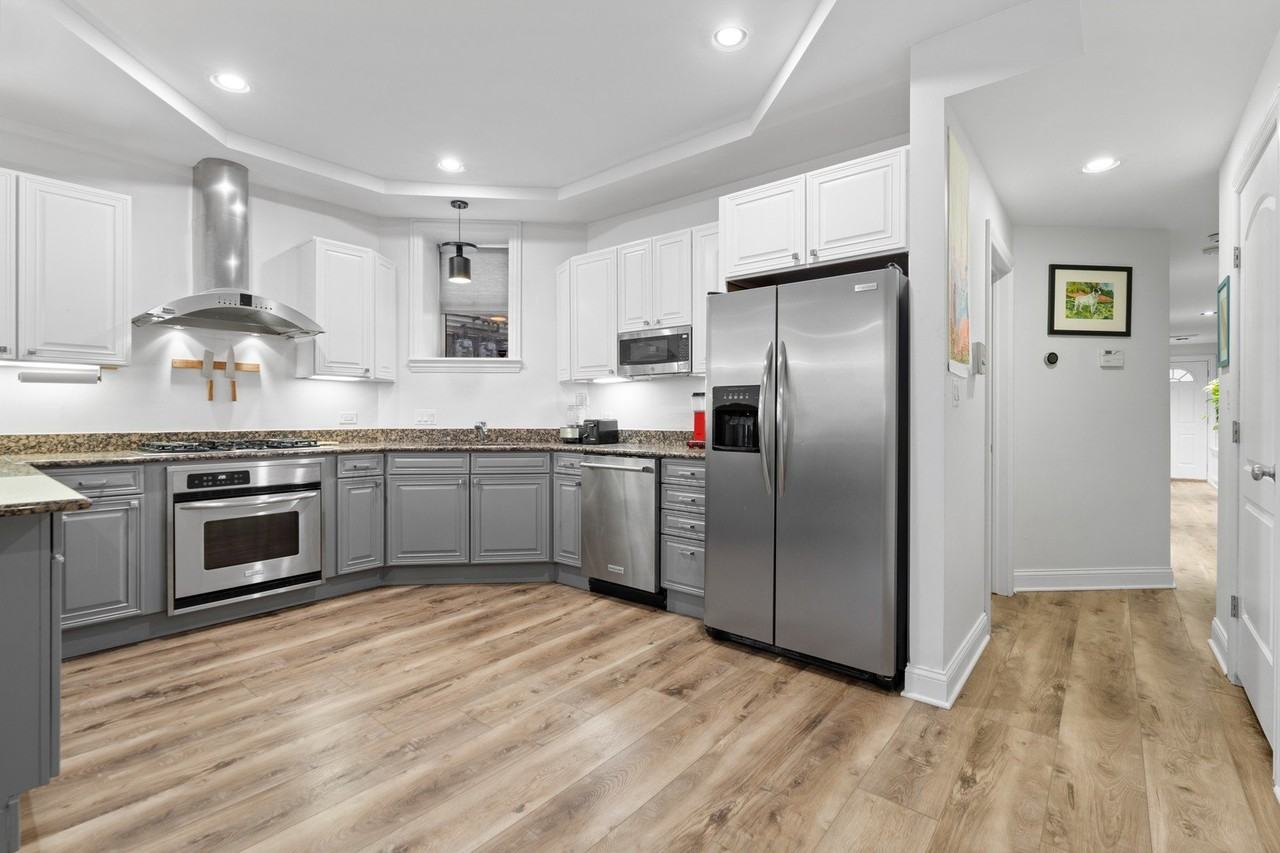 5540 N Glenwood Ave Unit G #G - Photo 5 of 19