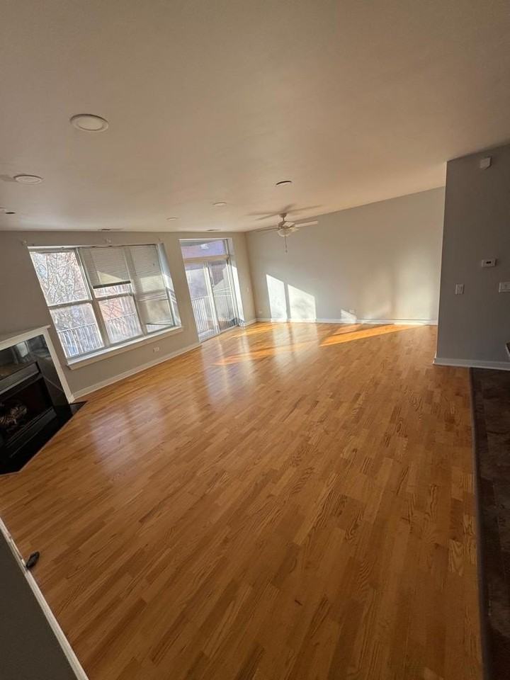 2257 W Lake St Unit 203 #203 - Photo 2 of 10