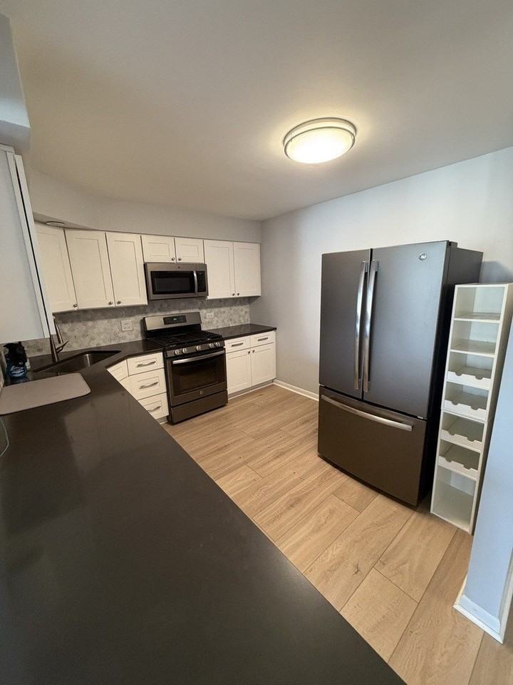 110 S Dunton Ave Apt 4d #4D - Photo 3 of 9