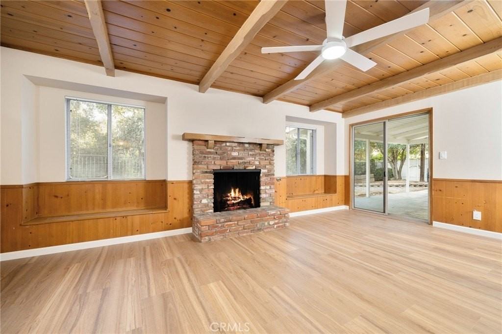 2426 W Valewood St - Photo 7 of 28