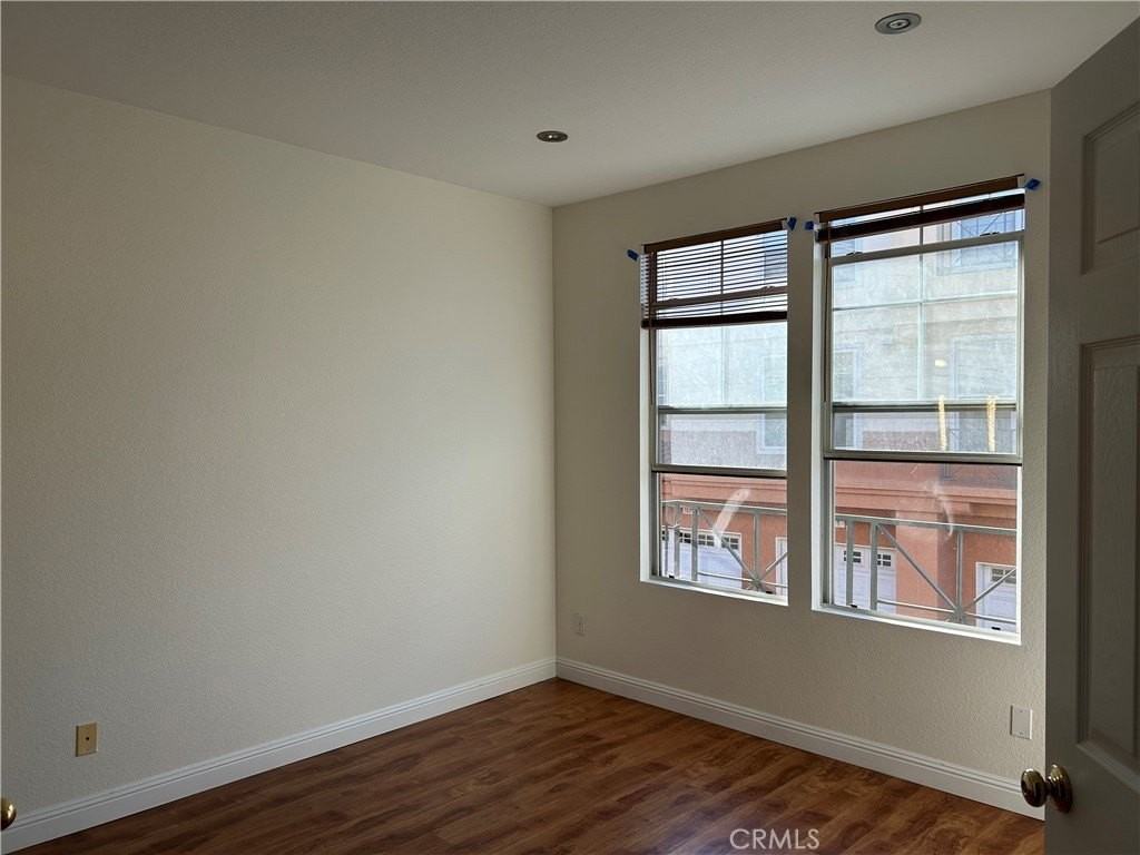 1020 S San Marino Way - Photo 5 of 27