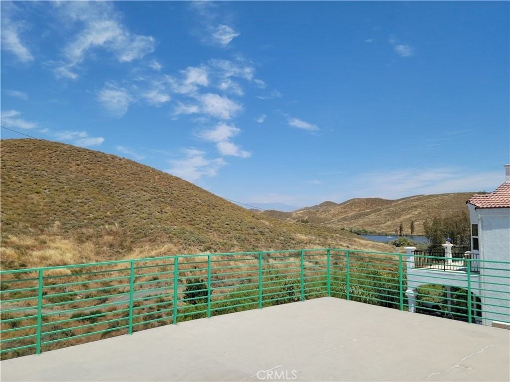 22164 Vacation Dr - Photo 2 of 19