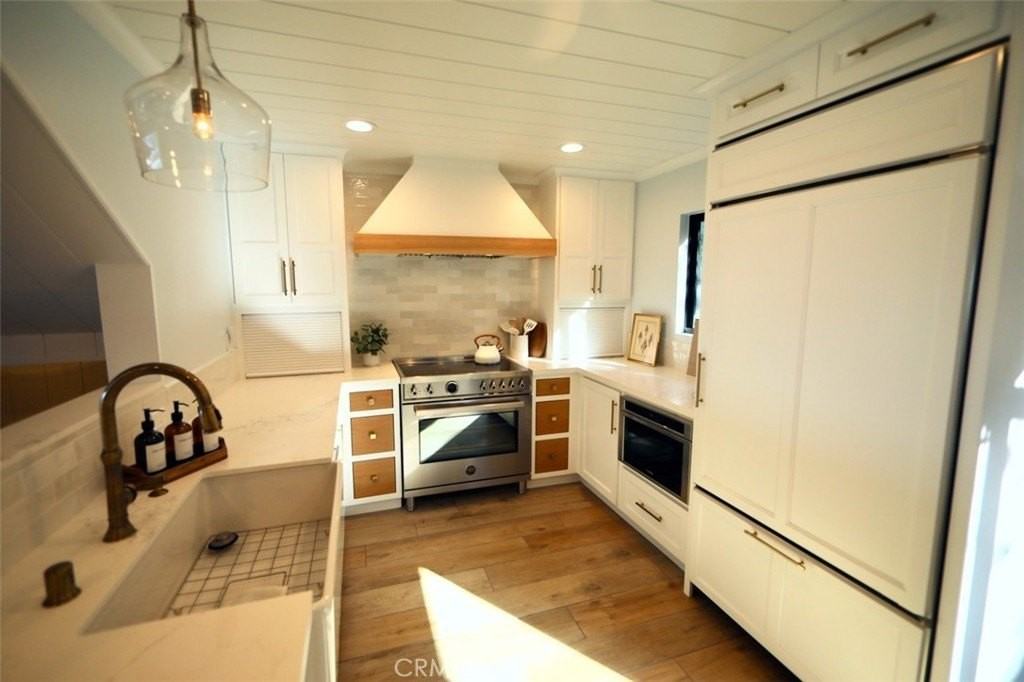 22 Blue Lagoon - Photo 6 of 36