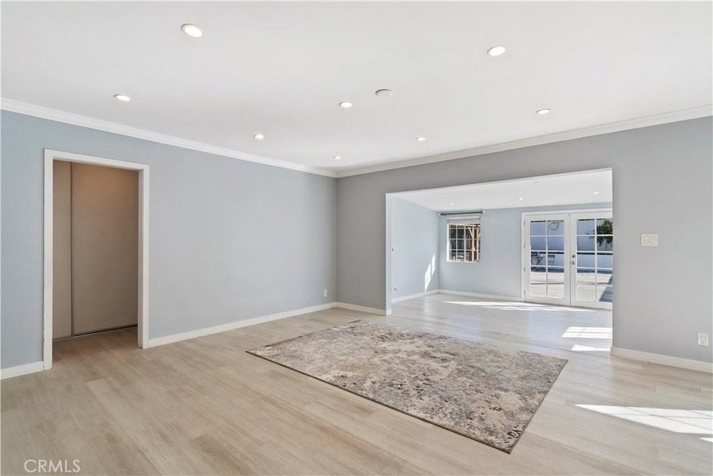 11108 Leolang Ave - Photo 7 of 36