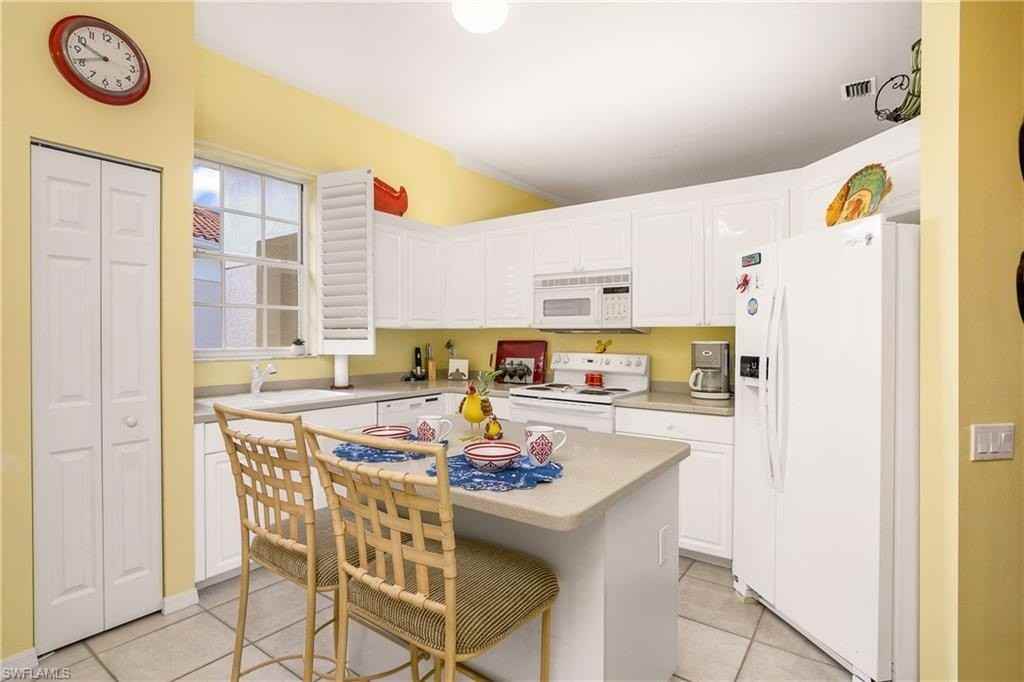 1000 L Ambiance Cir Apt 201 #201 - Photo 7 of 24