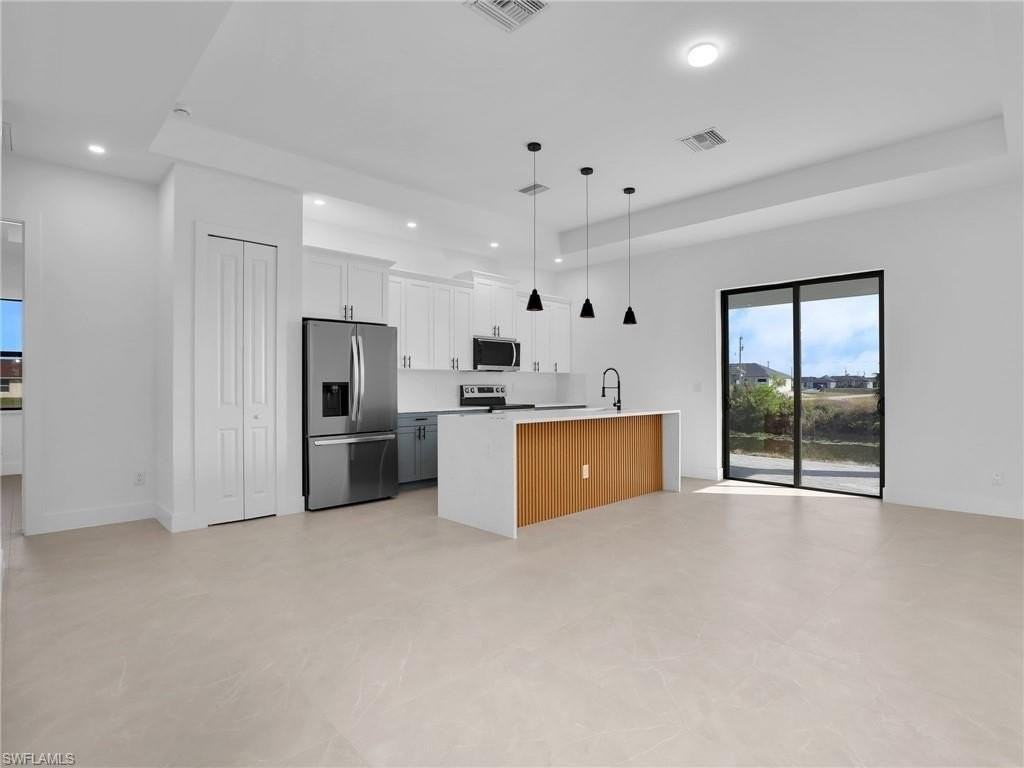 125 Nw 24th Ave - Photo 6 of 29