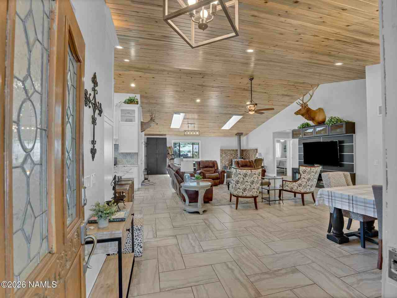 4842 E Medina Way - Photo 4 of 22