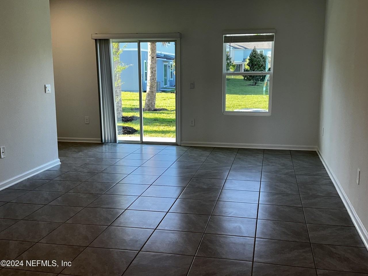 35 Tidal Beach Ave - Photo 5 of 50