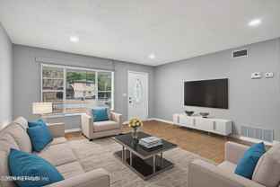 7815 Jaguar Dr - Photo 1 of 1