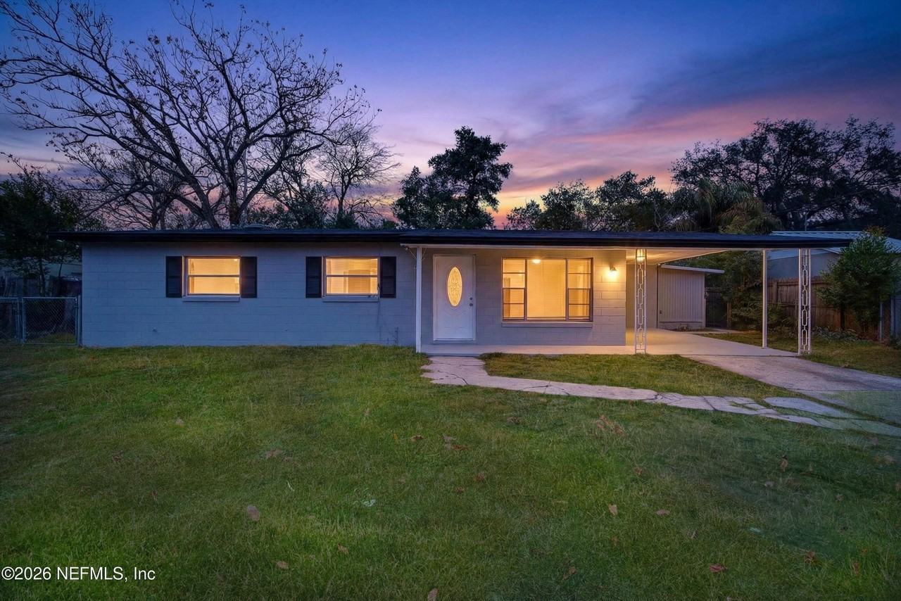 7815 Jaguar Dr - Photo 5 of 33