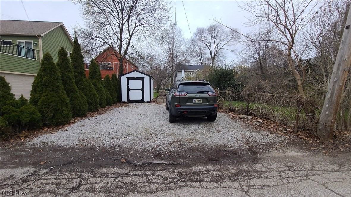 4208 John Ct - Photo 3 of 19