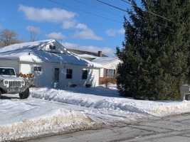 featured image of 1040 Moneta Ave